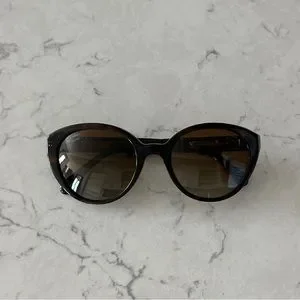 Chanel 5252q 714/s9 Sunglasses Brown Tortoise / Brown Polarized Lens Chanel Acetate Cat Eye Sunglasses 5252Q Tortoise 1790720  main image 4